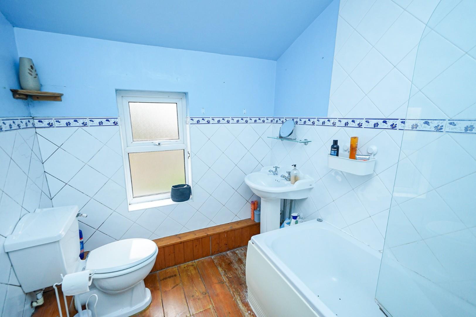 Leighton Road, Wing, Leighton Buzzard Quarters Estate Agents